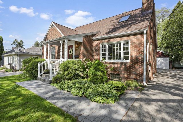4504 Schofield Street, Monona, WI 53716