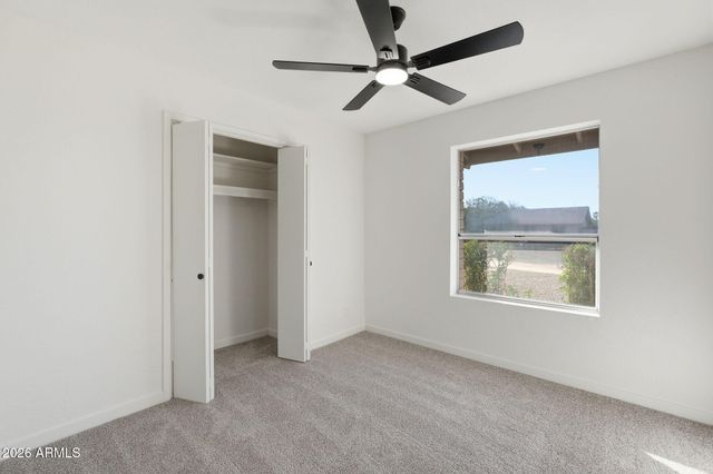 709 N LINDEN Circle, Mesa, AZ 85203