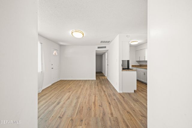 9516 IRIS Drive, El Paso, TX 79924