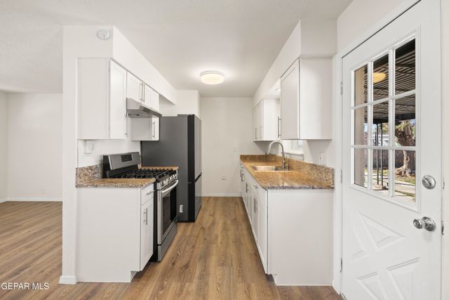 9516 IRIS Drive, El Paso, TX 79924