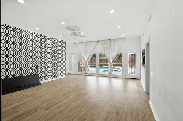 7021 Lattimore Drive, Dallas, TX 75252