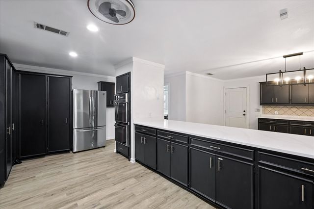 7021 Lattimore Drive, Dallas, TX 75252