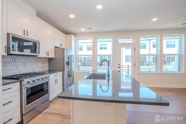 115 Jessie Place, New Brunswick, NJ 08901