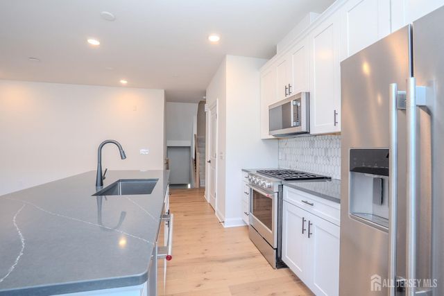 115 Jessie Place, New Brunswick, NJ 08901