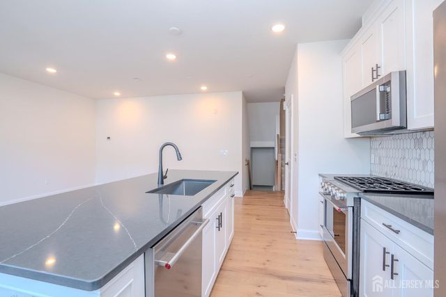 115 Jessie Place, New Brunswick, NJ 08901