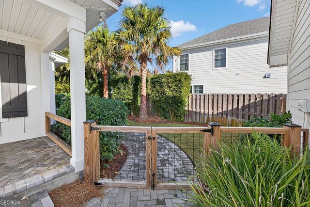 19 Orchard Road, St. Simons, GA 31522