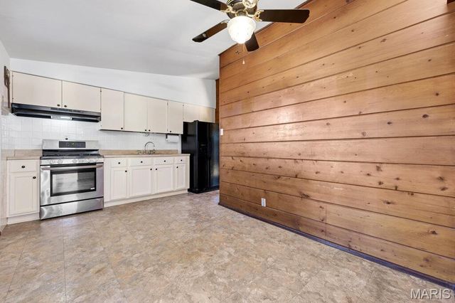 1039 Coffey Court, St Louis, MO 63126