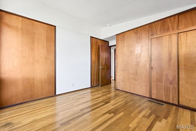 1039 Coffey Court, St Louis, MO 63126