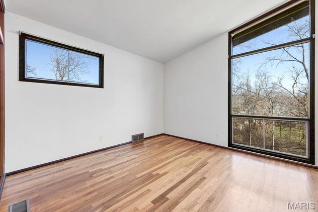 1039 Coffey Court, St Louis, MO 63126