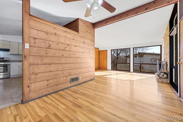 1039 Coffey Court, St Louis, MO 63126