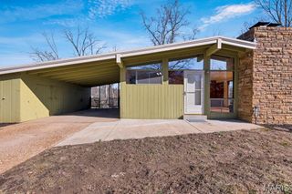 1039 Coffey Court, St Louis, MO 63126