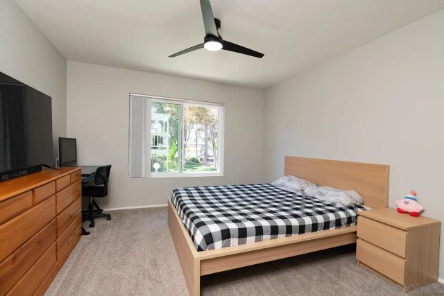 663 Diamond Way 229, Vista, CA 92083