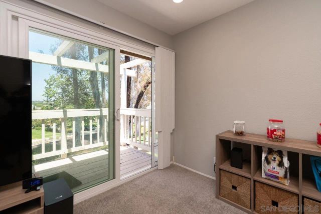 663 Diamond Way 229, Vista, CA 92083