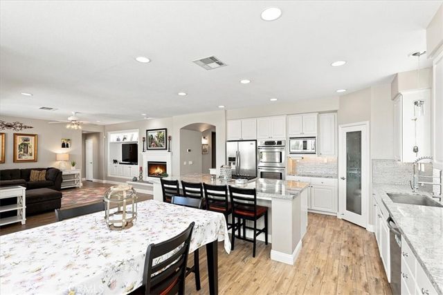4427 Putting Green, Corona, CA 92883