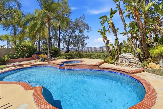 4427 Putting Green, Corona, CA 92883