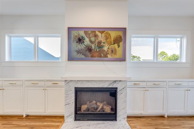 709 E 13th Street, Houston, TX 77008