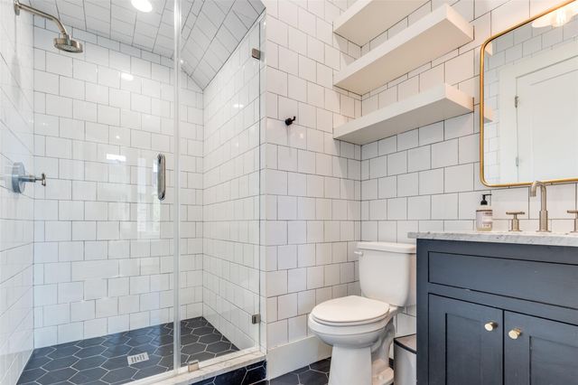 709 E 13th Street, Houston, TX 77008