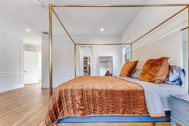 709 E 13th Street, Houston, TX 77008