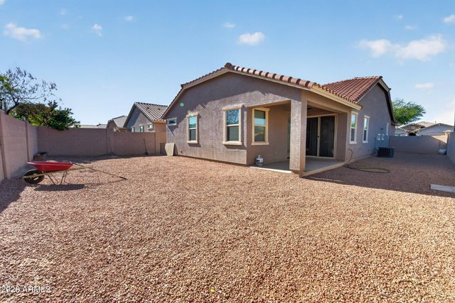 36877 N YELLOWSTONE Drive, San Tan Valley, AZ 85140