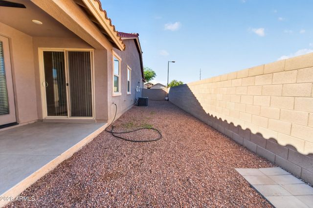 36877 N YELLOWSTONE Drive, San Tan Valley, AZ 85140