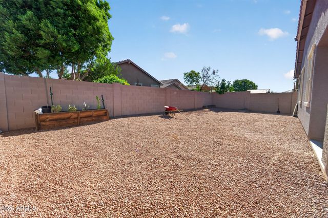 36877 N YELLOWSTONE Drive, San Tan Valley, AZ 85140