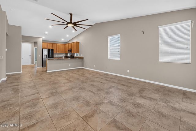 36877 N YELLOWSTONE Drive, San Tan Valley, AZ 85140