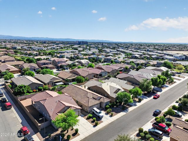 36877 N YELLOWSTONE Drive, San Tan Valley, AZ 85140
