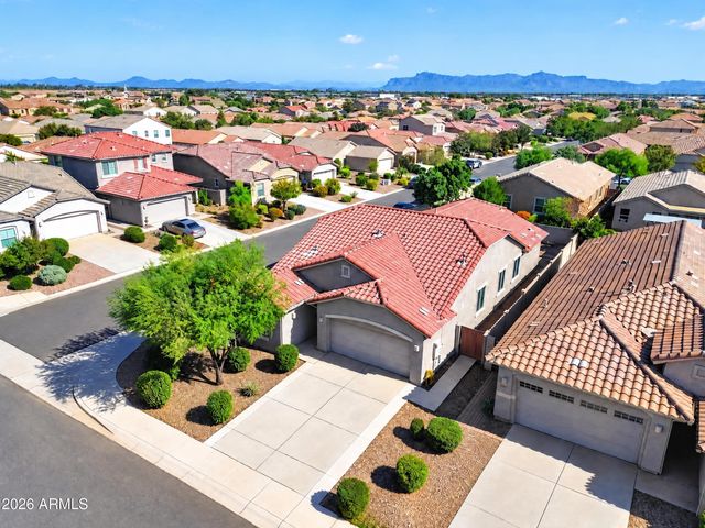 36877 N YELLOWSTONE Drive, San Tan Valley, AZ 85140