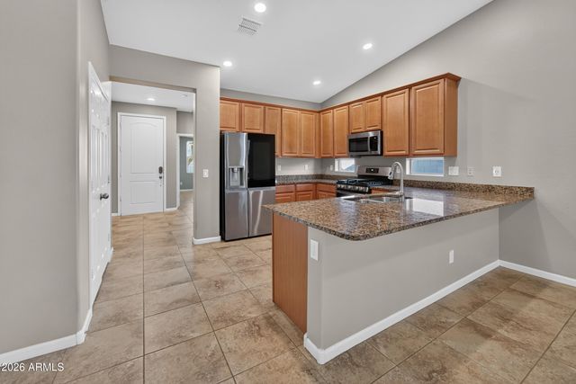 36877 N YELLOWSTONE Drive, San Tan Valley, AZ 85140