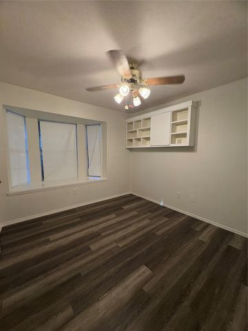 4510 Kensington Court, Grand Prairie, TX 75052