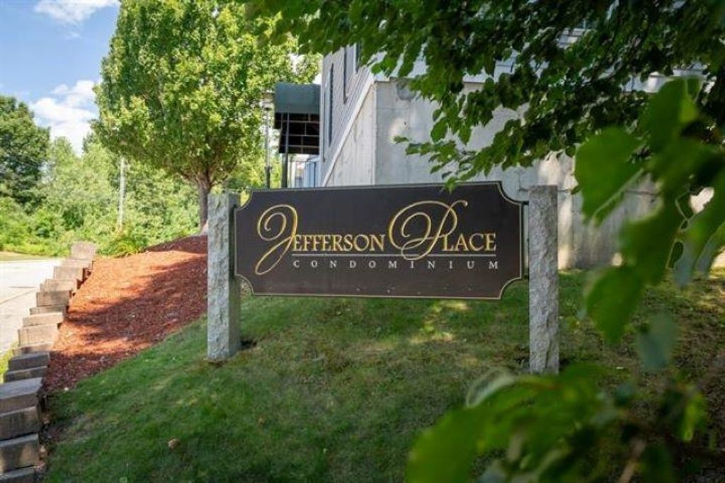 40 Eastern Ave Apt 206, Manchester, NH 03104
