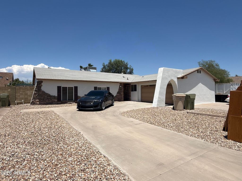 6410 W PURDUE Avenue, Glendale, AZ 85302