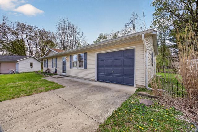 433 S Tulip Tree Court, Ellettsville, IN 47429