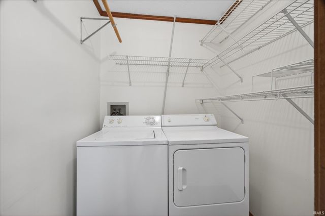 433 S Tulip Tree Court, Ellettsville, IN 47429