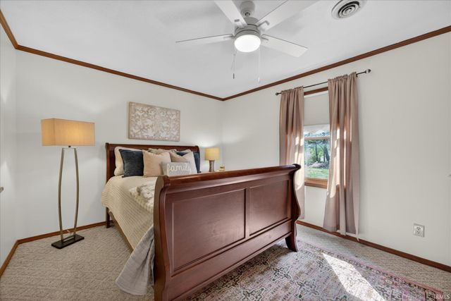 433 S Tulip Tree Court, Ellettsville, IN 47429