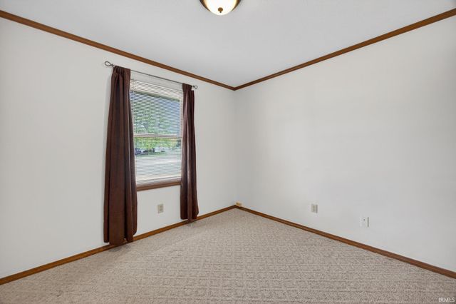 433 S Tulip Tree Court, Ellettsville, IN 47429