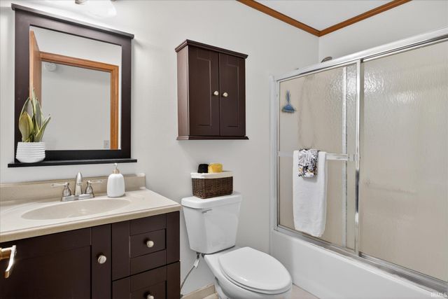 433 S Tulip Tree Court, Ellettsville, IN 47429