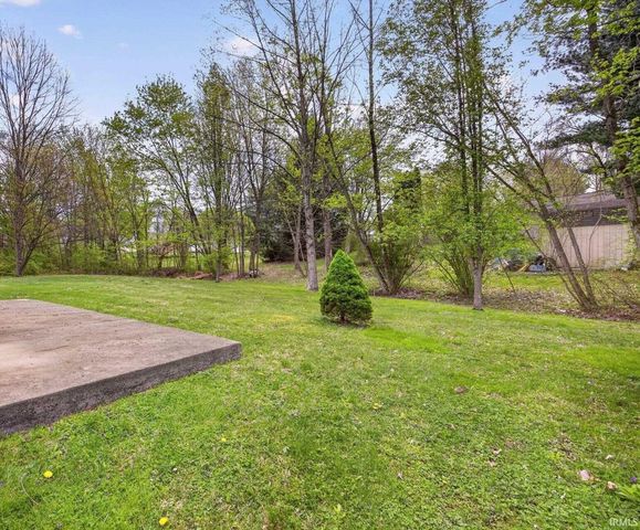 433 S Tulip Tree Court, Ellettsville, IN 47429