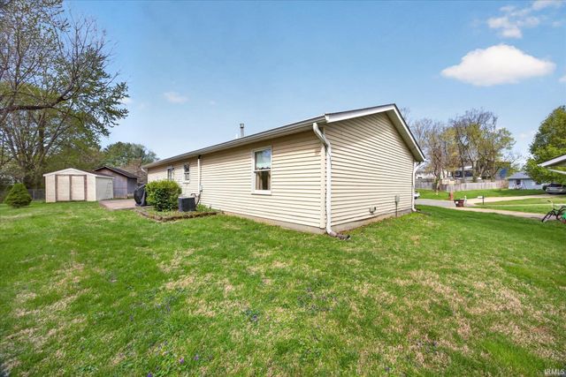 433 S Tulip Tree Court, Ellettsville, IN 47429