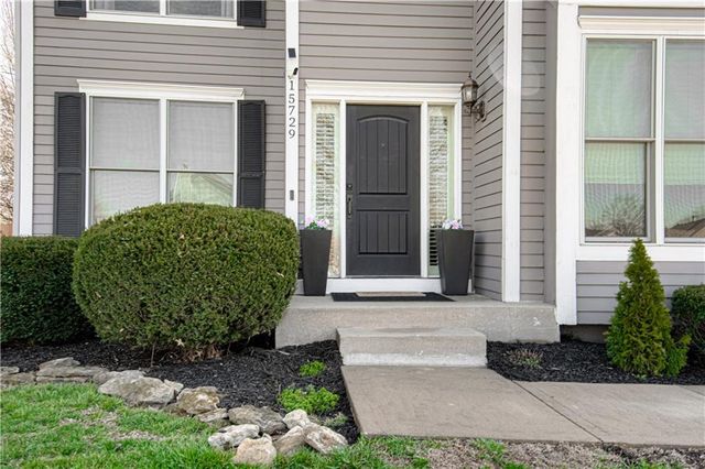 15729 Maple Street, Overland Park, KS 66223