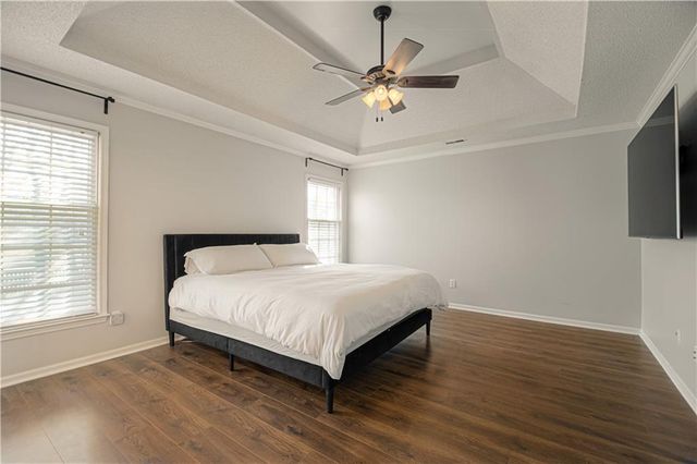 15729 Maple Street, Overland Park, KS 66223