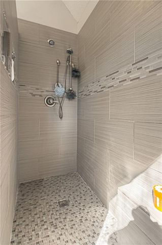 15729 Maple Street, Overland Park, KS 66223