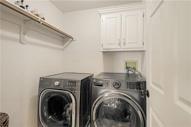 15729 Maple Street, Overland Park, KS 66223