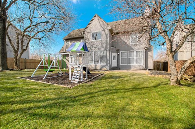 15729 Maple Street, Overland Park, KS 66223