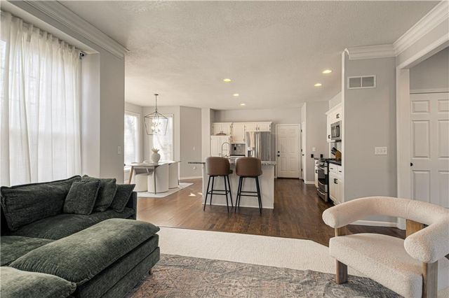 15729 Maple Street, Overland Park, KS 66223