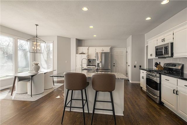 15729 Maple Street, Overland Park, KS 66223