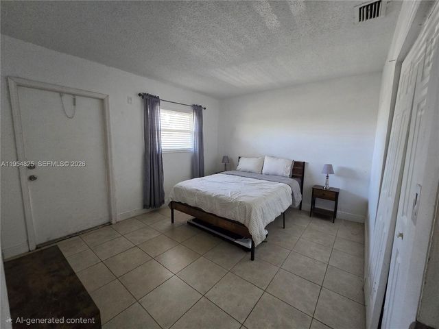 4061 N Dixie Hwy 30, Oakland Park, FL 33334