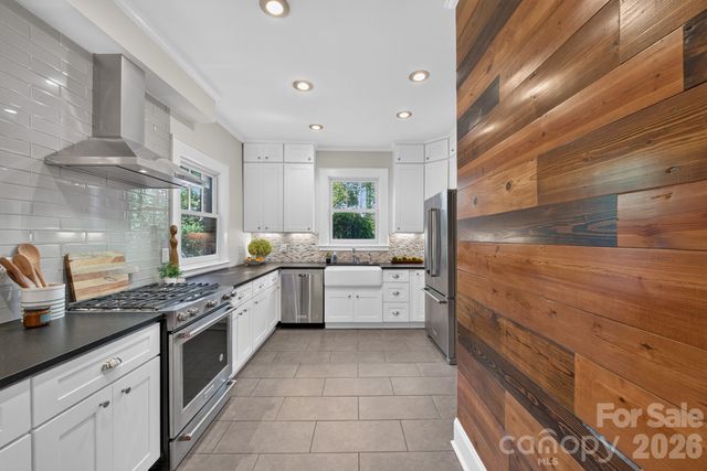 3809 Tuckaseegee Road, Charlotte, NC 28208