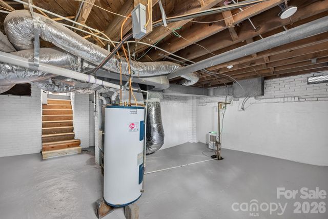 3809 Tuckaseegee Road, Charlotte, NC 28208