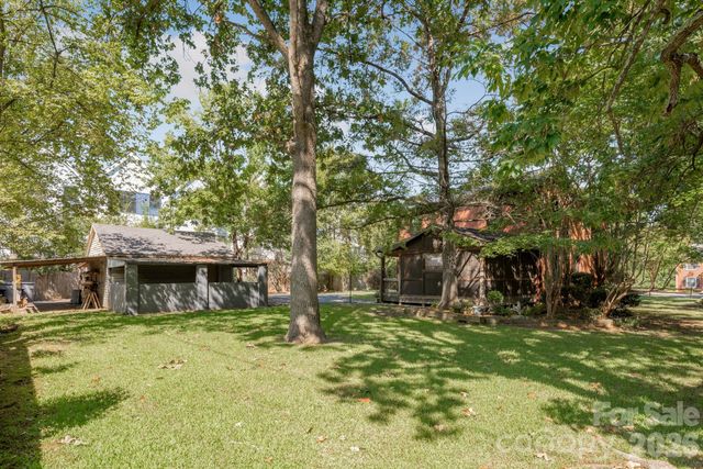 3809 Tuckaseegee Road, Charlotte, NC 28208